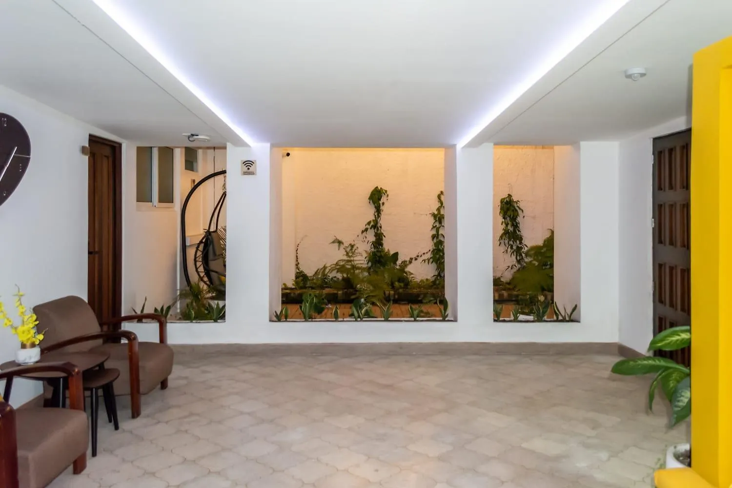Aparthotel Spacious-Comfortable, King Bed, Miraflores Area H16 Guatemala-Stadt